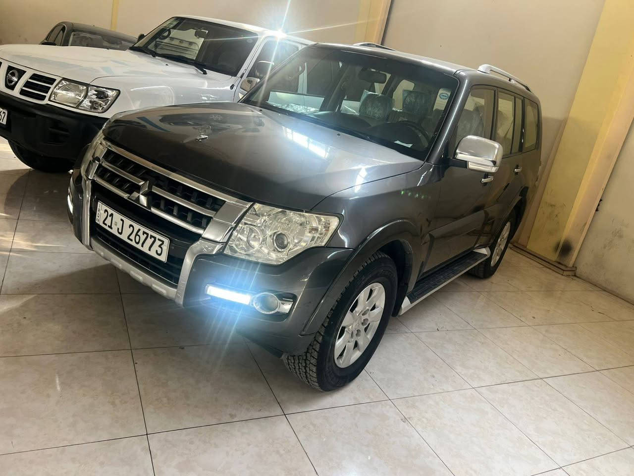 السلام عليكم باجيرو 2016 خليجيه بيع او مراوس ابشمالي مكفووله كفاله عامه حته دعاميات السونار مرفق بلمنشور نص مواصفات مكينه 3500المرغوب مامفتوحه ابشرط رقم سنويه هزه كله جديد لل2031 صدر امامي خلفي جديد شرط تحويل وكاله اني حاظر مكان السياره كلار وسليمانيه 
السعر180 وبيها مجال
الاستفسار
***********
