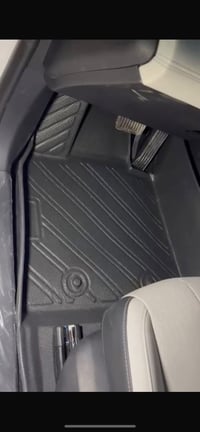 يوجد لدينا ارضيات حوضيه بلاستك لل بي وآي دي السيارات التاليه بي وآي دي...