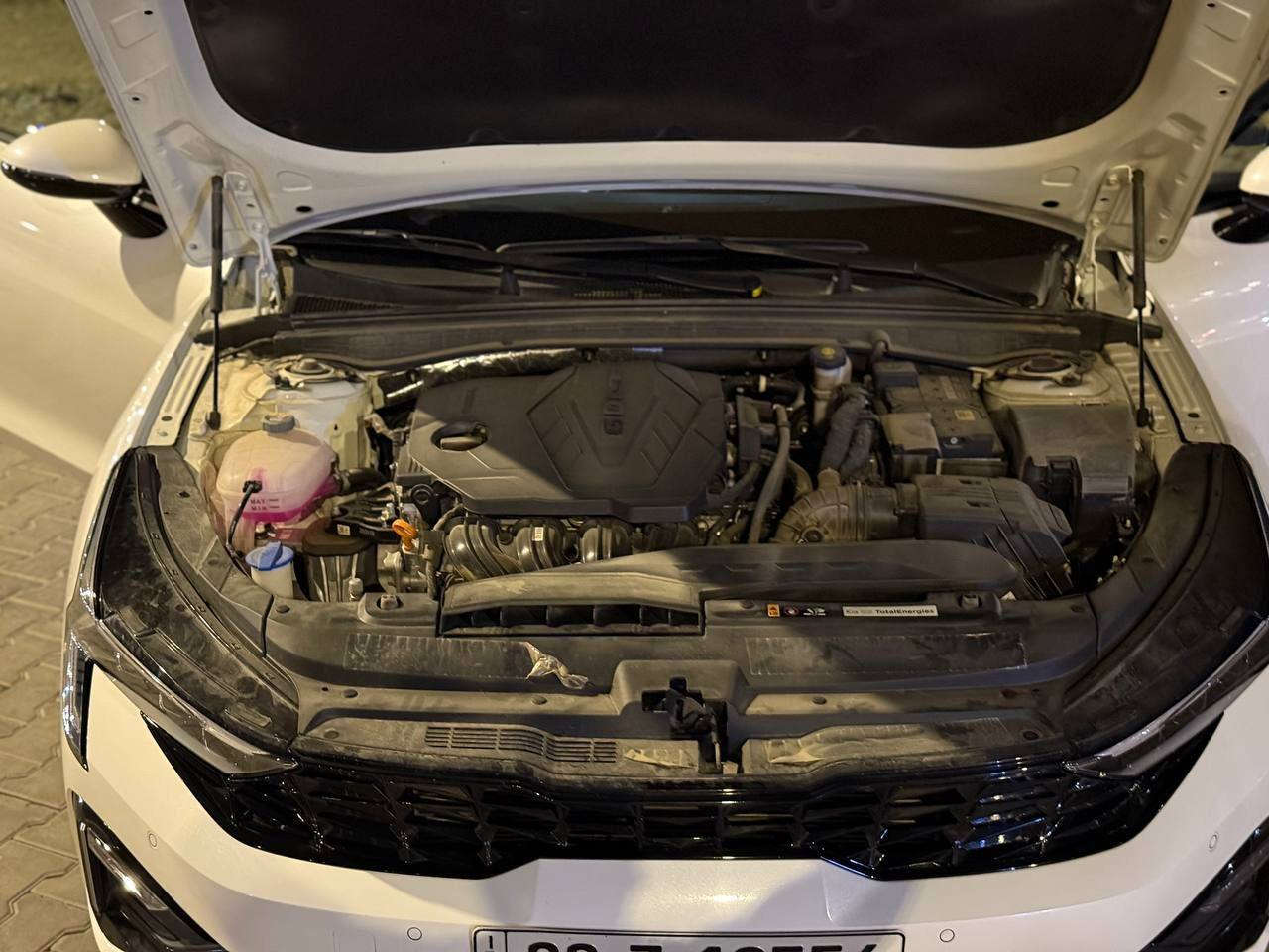 المفقود من السوك 2025
سلام عليكم K5 لبيع
موديل 2025
خليجي وكاله nim
ماشيه 26 الف
مواصفات السياره فول عده الفتحة
جلد
حساسات امام خلفي
شاشه تبريد
كرسي كهرباء
تشغيل عن بعد
شاشه متصل

السياره مكفوله كفاله عام عده بارد شبر جاملغ عكس السايق
السعر 227 وبيا مجال لشراي يجي ويشلع عيوني
***********
( اتصال فقط موجود رجااااااااااءء)
