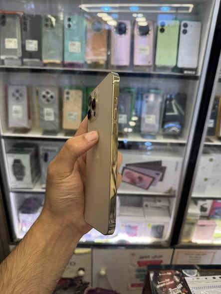 نقد او اقساط 
بس ب 460 الف جهاز 12 برو ماكس شرق اوسط A/AA
ذاكرة 256 جهاز يلمع لمع نظافة 100‎%‎ ما مصلح وتر بروڤ بس بطاريته 77‎%‎ صرف للشحن جدا طبيعي 
وصل ضمان 10 ايام وين ما يعجبك افحص 

متوفر واتساب واتصال *********** بغداد اعظمية
( خلي متابعة للصفحة 🔔 حتى تشوف كل الاجهزه والعروض )
