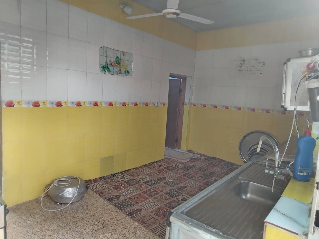 السلام عليكم 
دار للبيع في الماجدية منطقة سيد جميل المساحة ٢٠٠  متر طابو صرف يحتوي على ٣ غرف استقبال وصالة كبيرات موقع حلو قريب على شارع ٢٠ و مقابل ساحه تصير حديقة او مدرسة مستقبلاً وتكدر تسوي حديقة مقابل البيت 
السعر ١٢٠ وبي مجال
للإستفسار الاتصال على الرقم ***********
