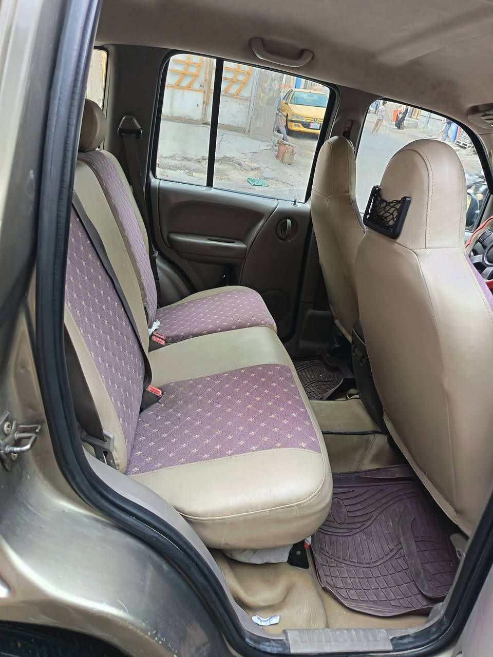 سيارة جيب لبرتي 2004باسمي
بيهة خيط تبخير مع بنيد جارد كما موضح بالصوره السعر 62اوبيهة مجال بغداد مدينه الصدر رقم ***********
