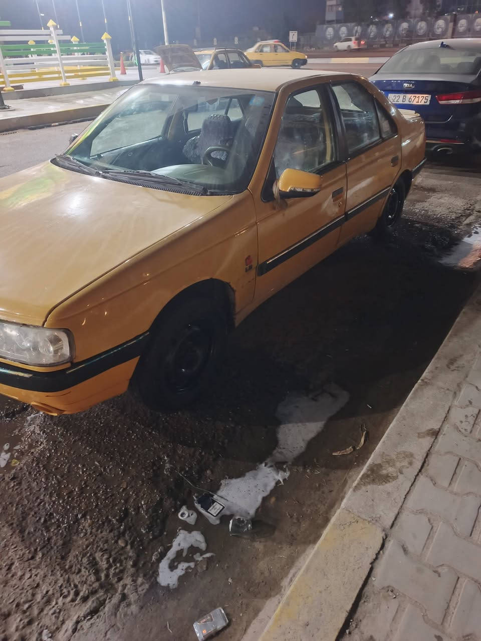 سلام عليكم بيجو للبيع موديل 20015 سيارة حلو وخير من الله تبريد تدفهه شغالت حداد خير من الله  سعر ٣٦وبيهه  بسمي مصفر هيه وغرامات  تحويل ثاني يوم  عنوان بغداد حبيبية ***********
