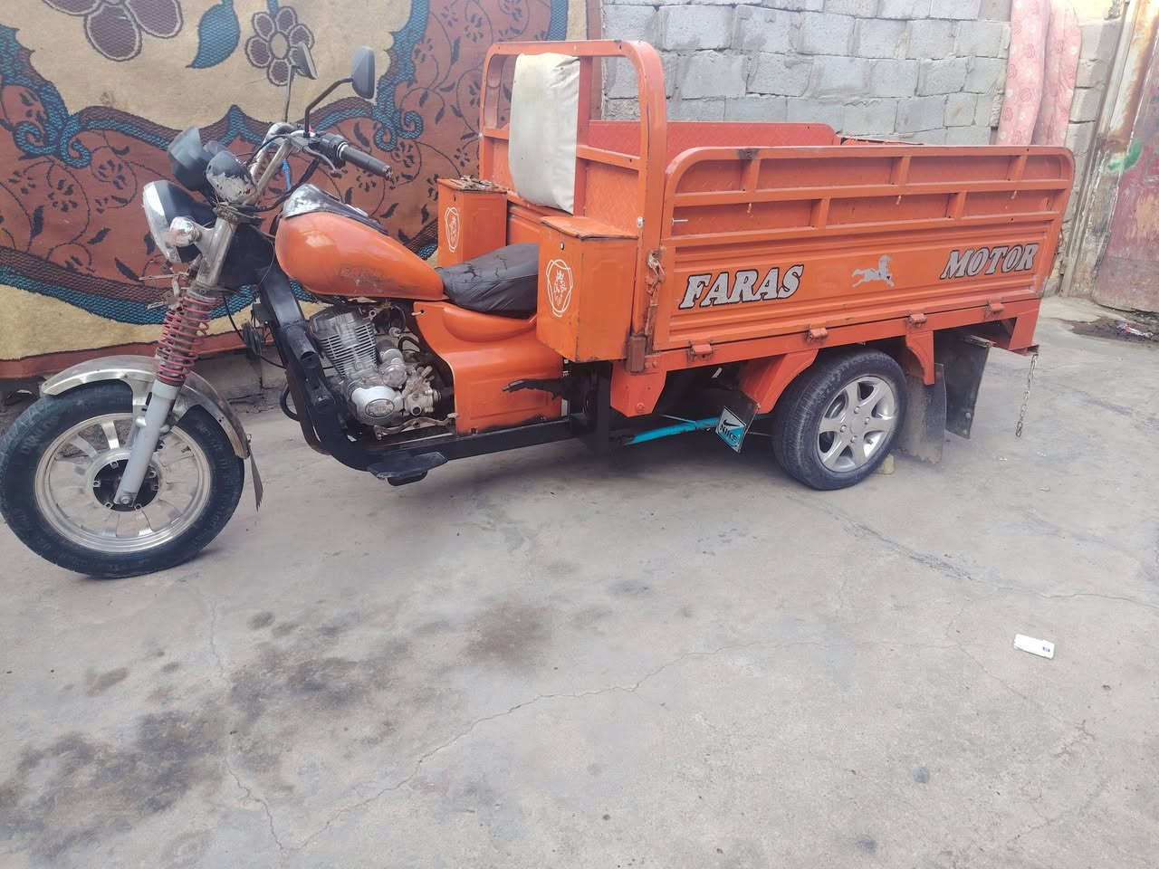 السلام عليكم شباب ستوته البيع فرس مكينه جديده ستوته جاهزه ستوته أوراق موديل 18مكاني البصره القرنه وهاذه رقمي /***********
