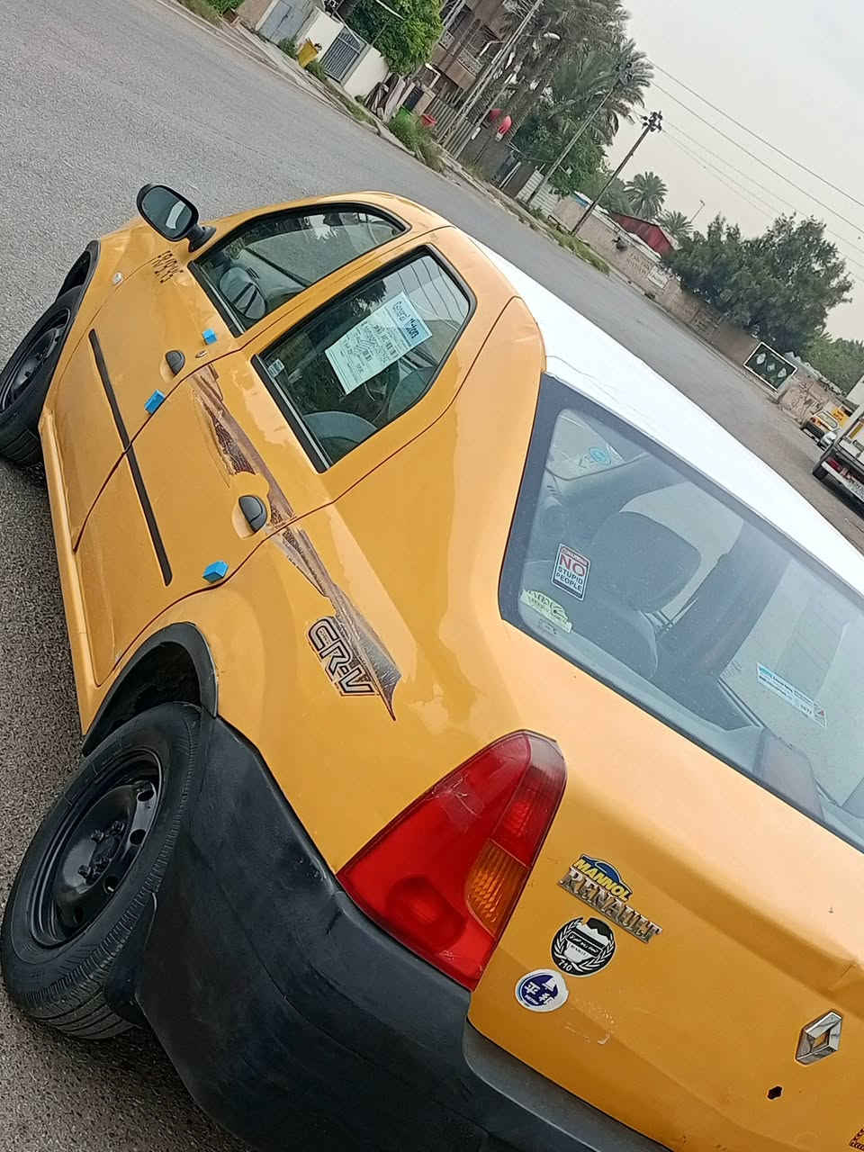 ياالله سلام عليكم اللهم صل على محمد وآل محمد للبيع رينو لوكان فحل  موديل 2009 رقم بغداد انكليزي
سياره جاهزه مناقصهه اي شي كبل لشارع شرط التحويل ثاني يوم وعقد مروري  هزه جديده الى 2027
        مصفره هيئه إلى 2027
وغرامه ممطلوبه ربع
مكينه وكير            فرنسي جدد
        تبريد شغال ثلج          ستيرن خفيف 
تتفئه شغاله
كهربائيات جاهزه ...... مسجل لمس
       تخم تاير مشدود جديد 
سياره بدون ضربه أحله من الصور
دوشمه ارضيه جلد
داخل السياره جديد
صدر امامي خلفي جديد
مكاني بغداد خابرني ودليك بي واتساب السعر 35 وشراي يخابرني وبلعافيه على الي ياخذهه
***********
