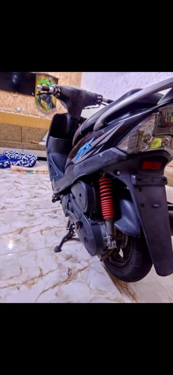 السلام عليكم 
ماكس عدله للبيع كفاله عامه ختم واحد ويا لمكينه شرط شكو قطعه بدراجه مختومه مكان كوت نعمانيه رقم ***********
