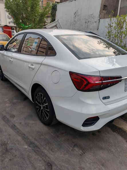 سلام عليكم MG5 للبيع  رقم انكليزي زيرو من الشركه بعده عل دهن مال شركه ضرباته مبينه بلصور طخات وعندك الباب الخلفي اليمين(الوره الصدر) موضحه كدامك السياره ماشيه 2800 الفين وثمنميه السياره محركه كلش نضيف تجي وتشوف شوفه عينك مكاني بغداد الاعظميه شارع عمر بن عبد العزيز رايده ب17.5 مليون وبيه مجال حك الجيه رقمي ***********
