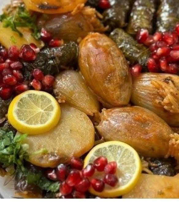 مساء الخير متابعيني ان شاء الله توفر لكم اكل عراقي واكل أعلنت للحجز واتساب ***********
