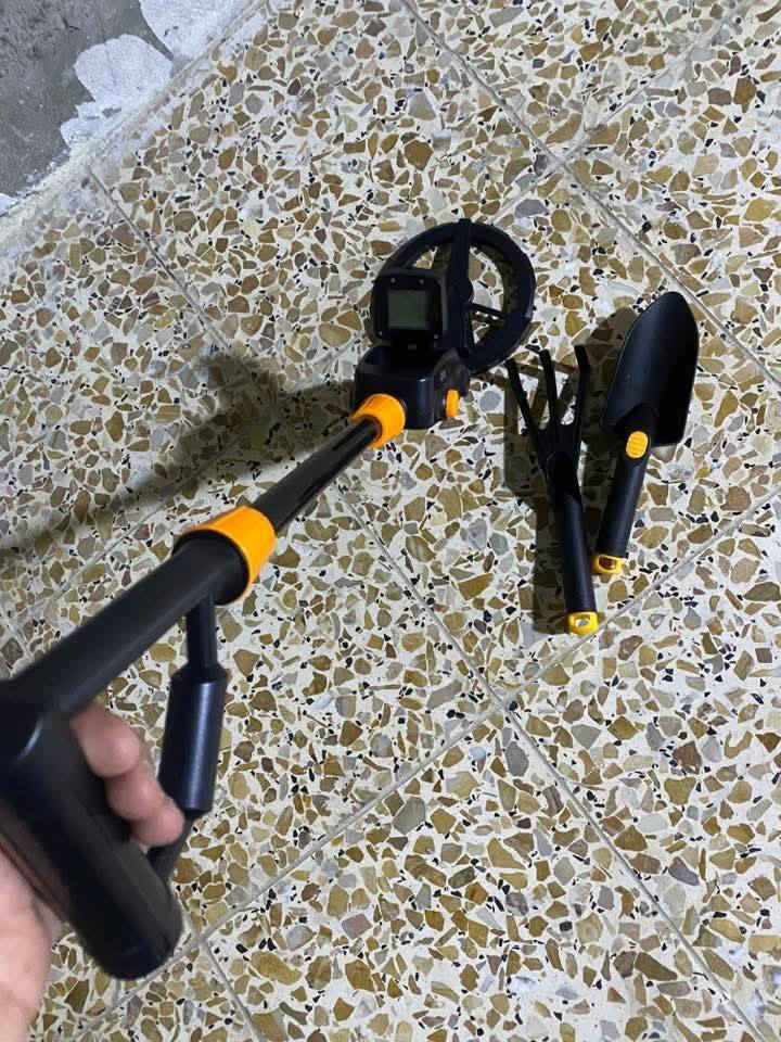 جهاز كاشف المعادن + جهاز صغيرة شلع 75 ألف


**إذا كنت صاحب هذا الإعلان وتريد حذفه لأي سبب، رجاءا أرسل رسالة إلى الدعم الفني**