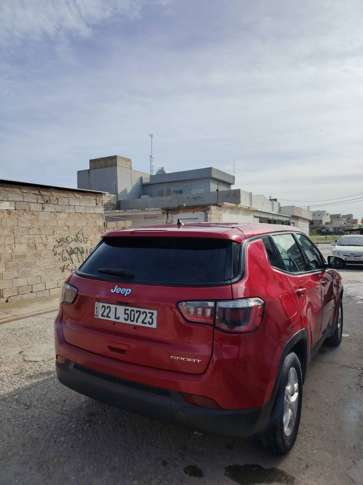 جيب كومباس موديل 2018 ته نها يه ك جاملخي بوياخه له كه ل يه ك بست بونيت بي ناو كرتن ناوي به شه رت كيرو مه كينه هه موو شتيكي به شه رت روني كيرو مه كينه تازه كوراوه موصفات sporta سه نه وي نوييه تا 2031 سعري 115محامله *********** أربيل, العراق
