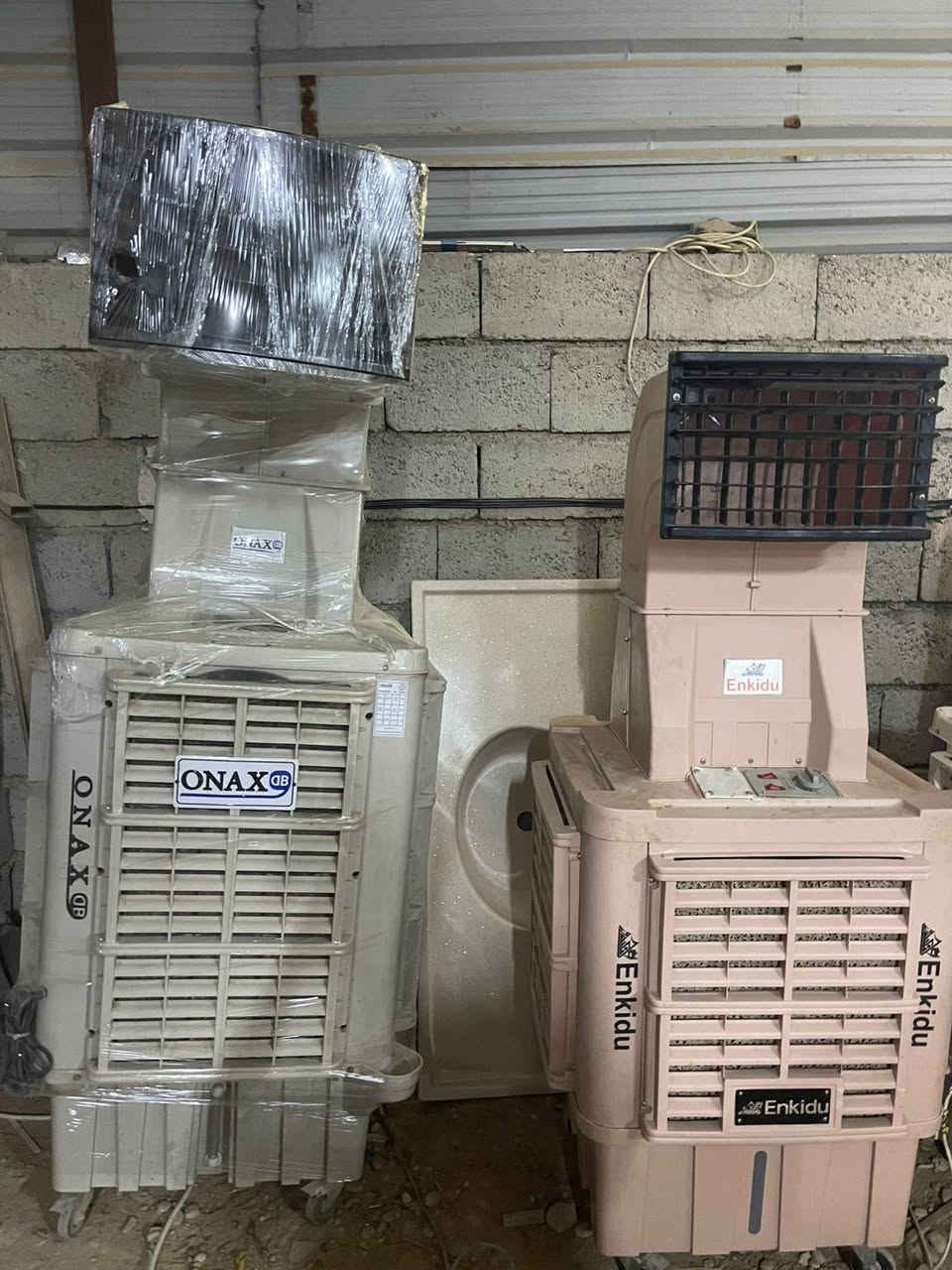 سلام عليكم كونفيرات ام العنق للبيع العنوان كاطون رازي مزاد الريان الاستفسار اكثر واتس اب ***********
