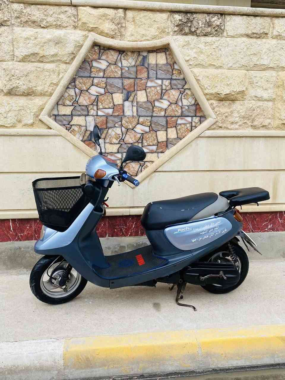 سلام وعليكم. 
ماطور نفخ للبيع نضافه كدام العين 
كهربائيات شغال 
نكرا. سلف 
شرط. محرك 
شلعه قويا. شرط يقبط 60
شاصي شرط تايرات جدد 
مكان. موصل بعشيقه. 
سعر 700بي مجال. 
***********
