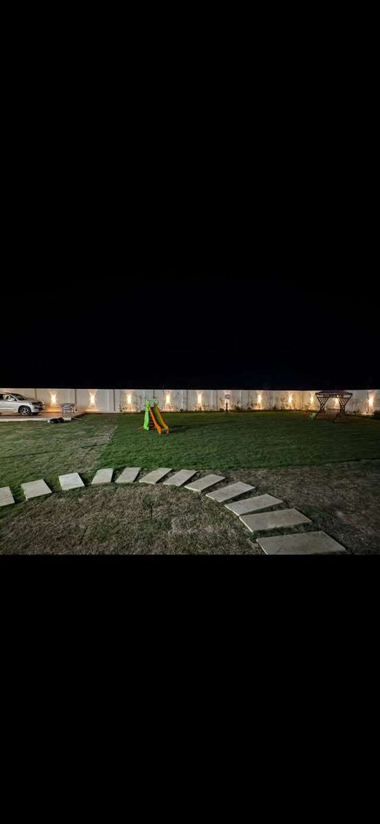 ⚠️( مــزرعـة بسماية )
بغداد / قرب البــسمـايـة 📍
موثقة بـ برنامج اجرلي 😍
              📞📞*********** 📞📞
              📱 متوفـر واتـسـاب 📲 
■غرفة نوم vip 🛏️
 وصالة مؤثثة بالكامل 
ومطبخ متكامل من كل المستلزمات وصحيات داخلية و خارجية  🏠
■مسبح مع المضلة للكبار ( 14  *  7 ) بعمق 2 متر 🏊‍♂️
■العاب للكبار ( بليارد + فيشة + سلة + منضدة ) 
■العاب للصغار ⛳️
■حديقة كبيرة  تحتوي على DJ 🧞‍♂️
■ادوات للشواء ومكان شوي كامل للسمك والمشاوي  
■جلسات خارجية 🎸
■كراج داخلي 
■كهرباء ع مدار 24 ساعة 🕰️ 
■انترنت مجاني مفتوح
■ شاشة تلفزون بحجم 60 بوصة 🖥️
■تبريد جديد و كامل
■الشفت الصباحي من الساعة 9 صباحاً لغاية 7 مساءً…. الشفت المسائي من الساعة 8 مساء ً لغاية الساعة 7 صباحاً 
●يرجى المحافظة على نظافة المكان والممتلكات
للحجز والاستفسار الاتصال على الرقم 
***********
متوفر واتساب
اسعار الشفتات مزرعة بسمايـة ✔️
(( جميع الشفتات الصباحية 🏔️200 الف ))
((الايام العادية سعر الشفت المسائي 🤏250 الف)) 
 عدا ⚠️((الخميس المسائي 300 الف )) ((والجمعة المسائي 300 الف)) … عند تثبيت الحجز تحويل 50 الف عربون على بطاقة الماستر كارد ..الاسعار ثابتة من قبل صاحب المزرعة 🩶
