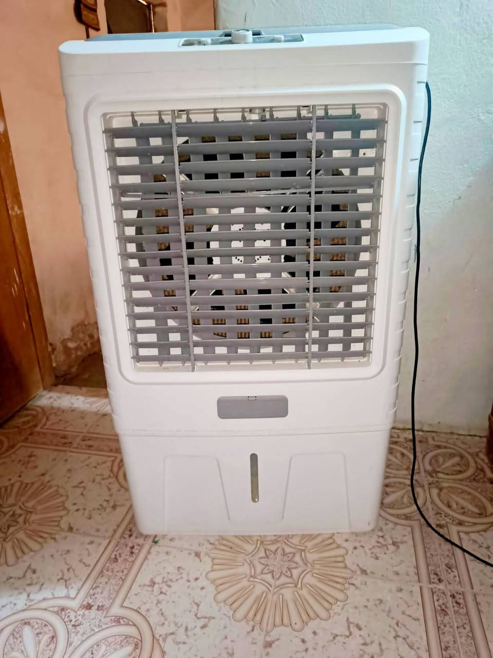 كينفيره جديده مشتغله يوم واحد سعر 175 للستفسار ‏‪***********‬‏ مكاني تكريت
