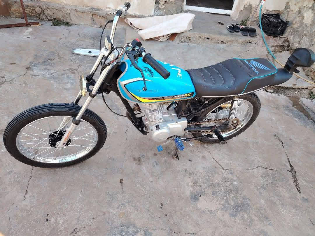 سلام عليكم دراجه نامي برو موديل 20 محرك ما مفتوح شرط فول نشاط محرك صوت ناعم سعر 500 بي مجال قليل للطيبين استفسار واتساب ‏‪***********‬‏
