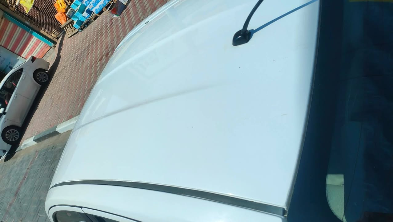 نيسان سني هندي موديل 19
رقم كربلاء الدولي باسمي تحويل مباشر
كير مكينة تبريد مكفولات 
حداديه نص عمر
مابيها صبغ فقط بالمشور اثر طخات ستوته ومامعمرات.. مكاني كربلاء السعر90وبيها مجال بسيط.. 
ت/***********..
