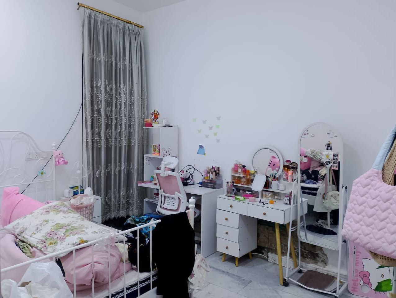 شقة ارضية الدورة حي دجلة للإيجار بسعر مناسب جداً 

+964 771 256 2426
