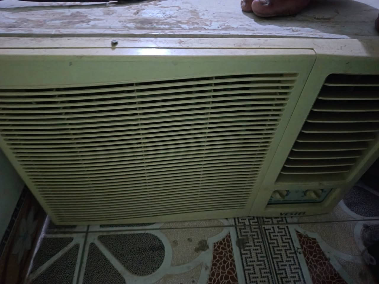 السلام عليكم كونديش للبيع طنين يشتغل حار وبارد السعر 180 وبي مجال شراي راسلني


**إذا كنت صاحب هذا الإعلان وتريد حذفه لأي سبب، رجاءا أرسل رسالة إلى الدعم الفني**