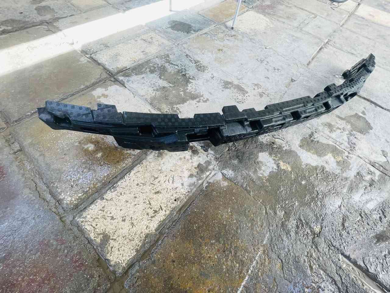السلام عليكم
للبيع فلينة مصد حمايةدعامية اماميةحجم 330مديل 23/24
اصلية جديدة


**إذا كنت صاحب هذا الإعلان وتريد حذفه لأي سبب، رجاءا أرسل رسالة إلى الدعم الفني**
