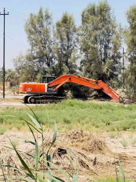 حفاره زت ثري 2010 للبيع السعر 350$ رقم بصره العنوان بابل ناحية النيل تفاصل ***********
