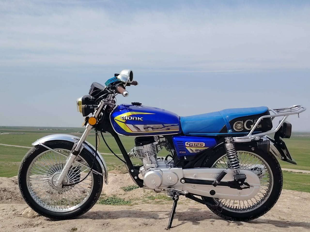 سلام عليكم ماطور سولنك موديل 2025 كلشي شرط السعر 650 وبي مجال ***********
