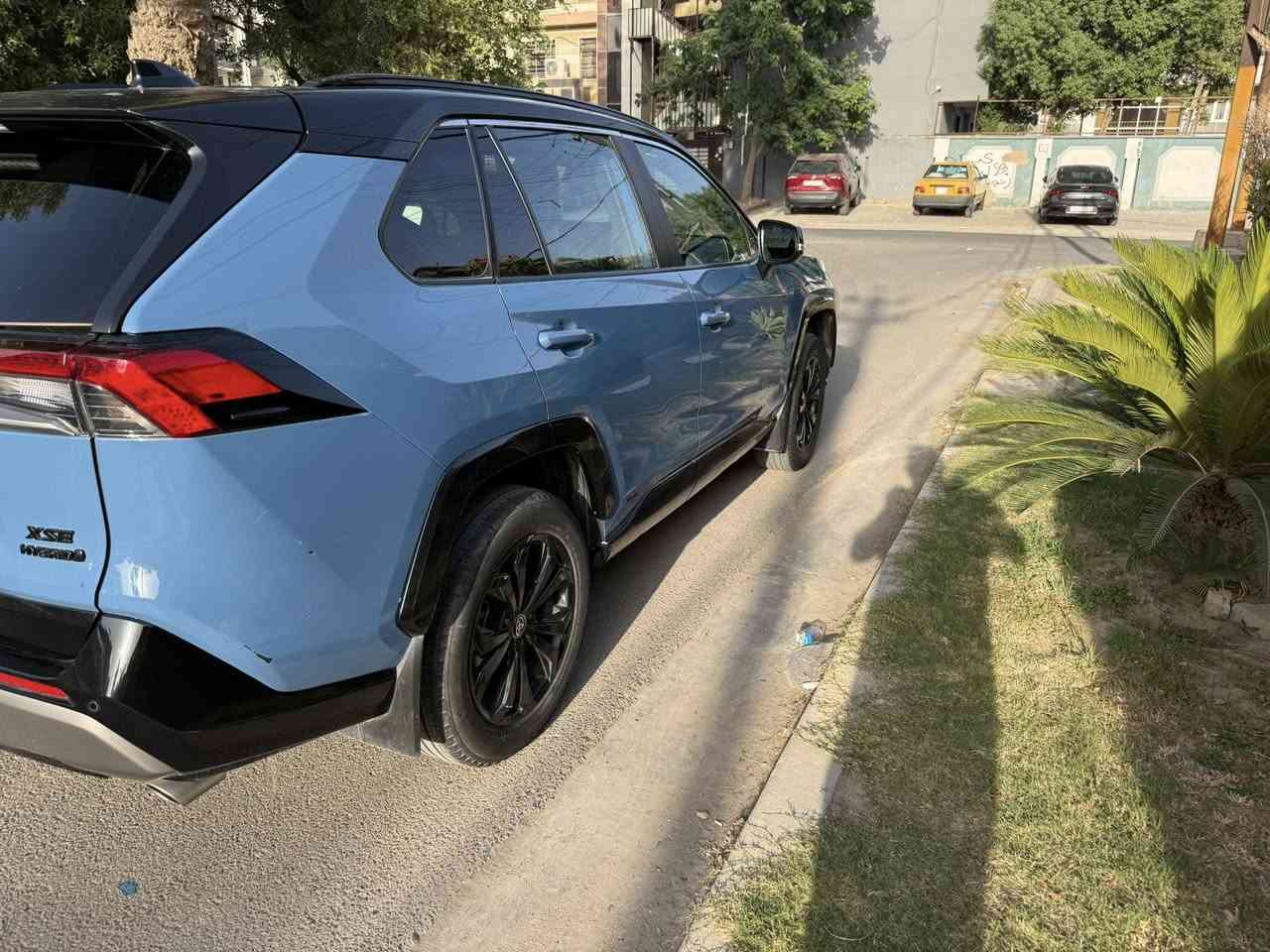 السلام عليكم
راف فور موديل ٢٠٢٢
Xse هايبرد
فول مواصفات
٥ كامرات
جلد
فتحه
وباقي هواي مواصفات
السعر233 
مكاني بغداد
للاستفسار 
***********
