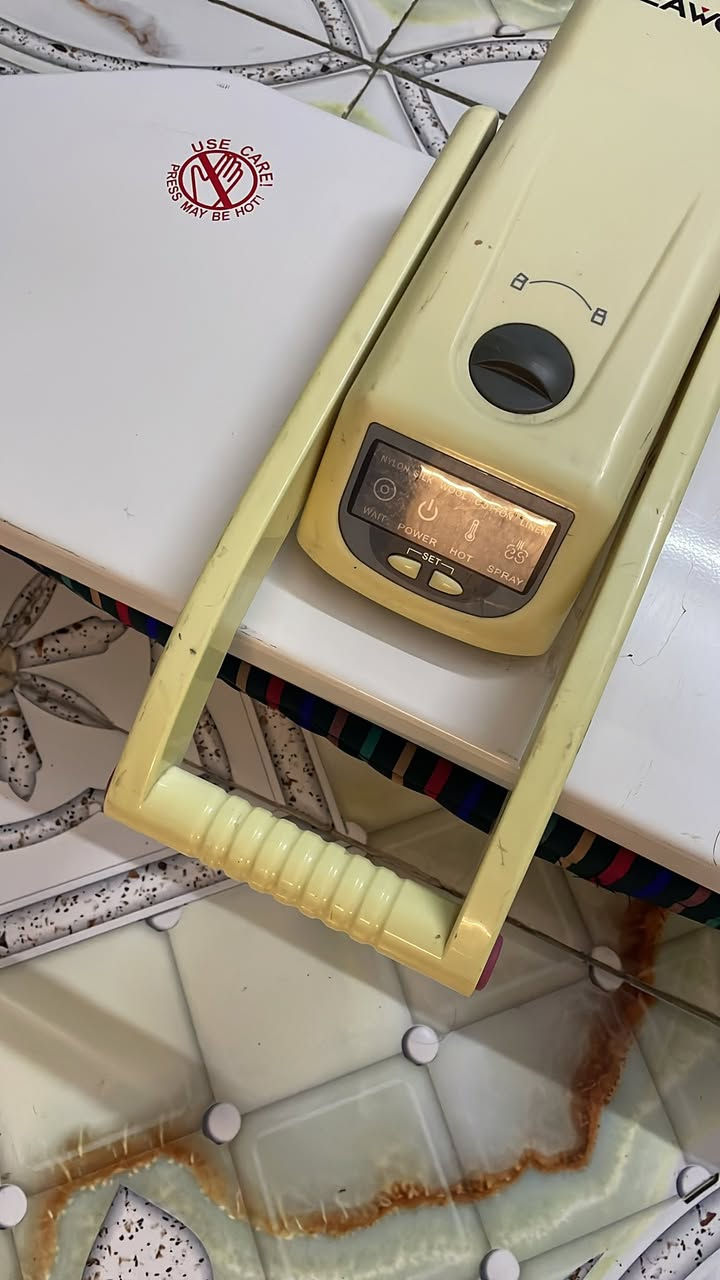 اوتي نضيف يشتغل اي عيب مابي حراره و بخار سعر 70 بي مجال.


**إذا كنت صاحب هذا الإعلان وتريد حذفه لأي سبب، رجاءا أرسل رسالة إلى الدعم الفني**