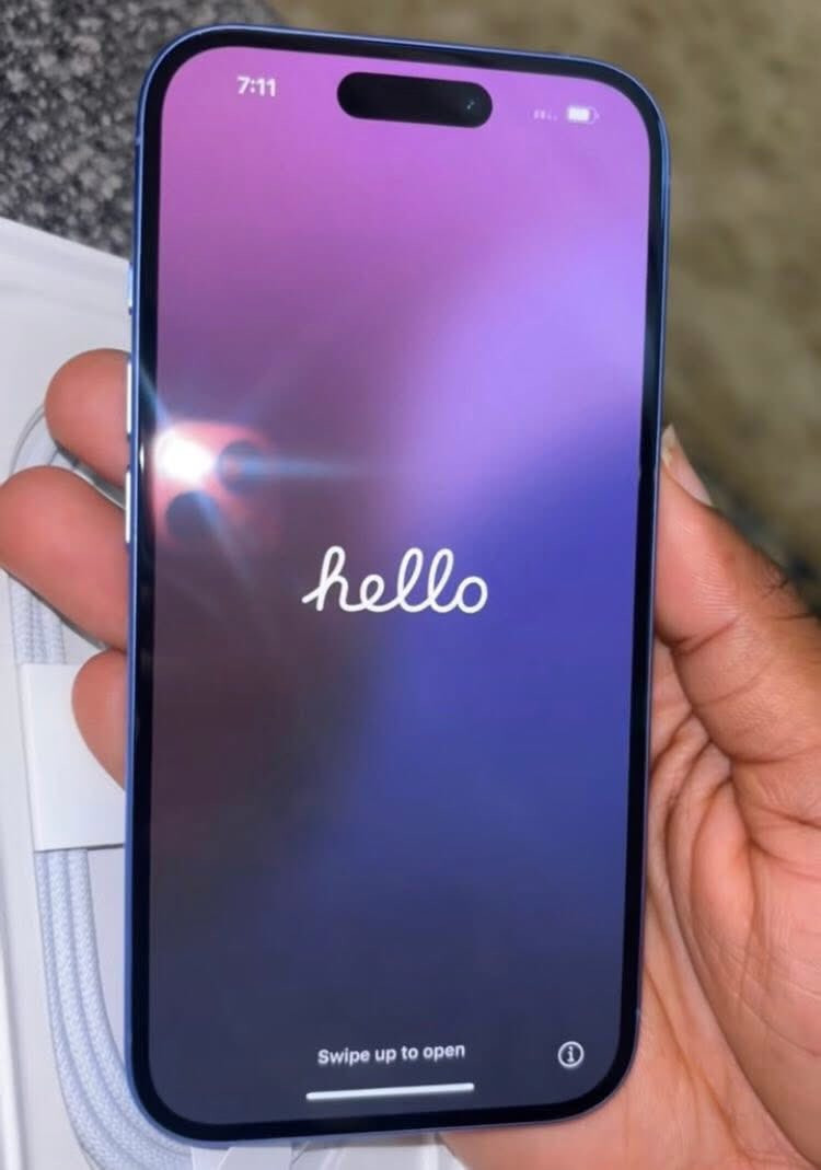 iphone 16
ذاكره 128
بطاريه 95%
‏1 sim يدعم
شرق اوسط . نموذج AAA
مامفتوح كامل ملحقات كارتون وكفر وكيبل
 جهاز مقفل ومتوقف شريحه بدون ايكلود 
فحص مع ظمان
سعر 190 الف نهايته
عنوان / اربيل مناره + متوفر توصيل
مايشتري لايدخل يتعبني رجاءً


**إذا كنت صاحب هذا الإعلان وتريد حذفه لأي سبب، رجاءا أرسل رسالة إلى الدعم الفني**