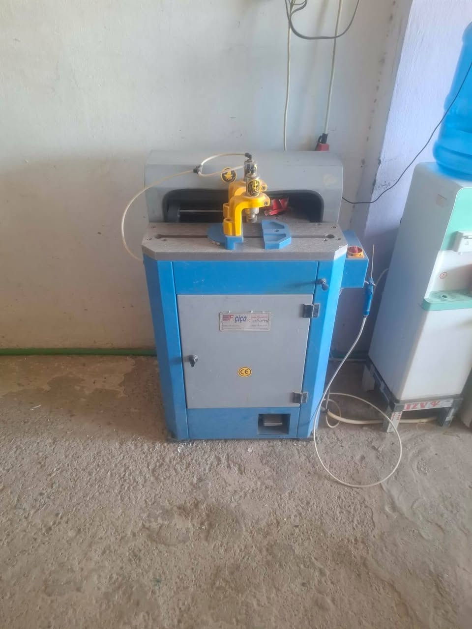 السلام عليكم. للبيع معمل pvc مع معمل المنيوم كامل مع مولد كيه السعر 55 ورقه بي مجال العنوان ديالى بعقوبه رقم ابو المعمل *********** ملاحضه اني مكلف بل نشر
