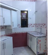 عندي اغراض للبيع كاونتر+سبلت+مكيف شغال+ثلاجه شغاله+طباخ وساحبة دخان+با...