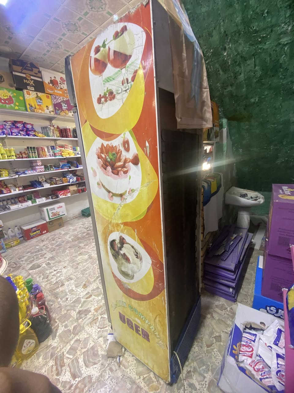 السلام عليكم ورحمة الله وبركاته
ثلاجه عاموديه للبيع  شغاله مكان ثلاجه نجف حي ميسان نهايه شارع مركز وسعر 250  وللاستفسار هاذه رقمي ***********
