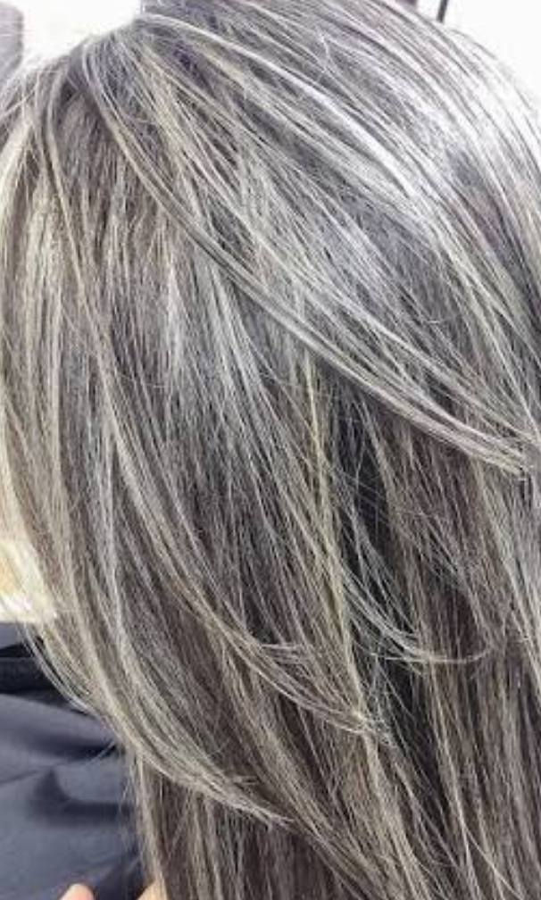 عروض من صالون الملكه للسيدات
العرض يوم الاربعاء والخميس والجمعه 
تخصيل 25فقط
صبغ 25فقط
معه هديه معالج وقص وشسوار ويفي 
جميع اطوال الشعر ماعدا الشعر الثخين والأحمر والتسريح
سارعو للحجز للستفسار ***********
