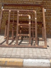 للبيع بدون ملحقات مترين ارتفاع عرض ٣ شراي يتصل غير مستخدمه  ٠٧٧١٦٢٦٦٠٧...