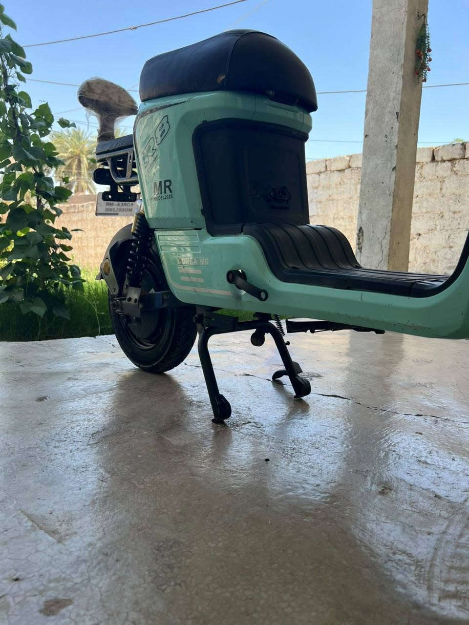 السلام عليكم
بطاريات 36 انبير 🤞🤞 بلادي 
بايسكل شحن للبيع
R8
موديل 2025
السرعة 99
4تبديلات نشط
لايت عالي ناصي اشاير يمين يسار رباعي شغال
بطاريات 36 انبير شرط جديد ع فحص
السعر 370 وبي مجال
مكاني الشرقاط قرب كراج الشرقاط بضبط
رقم الهاتف***********
المعاينة والستلام من موقعي فقط
ومن الله التوفيق

