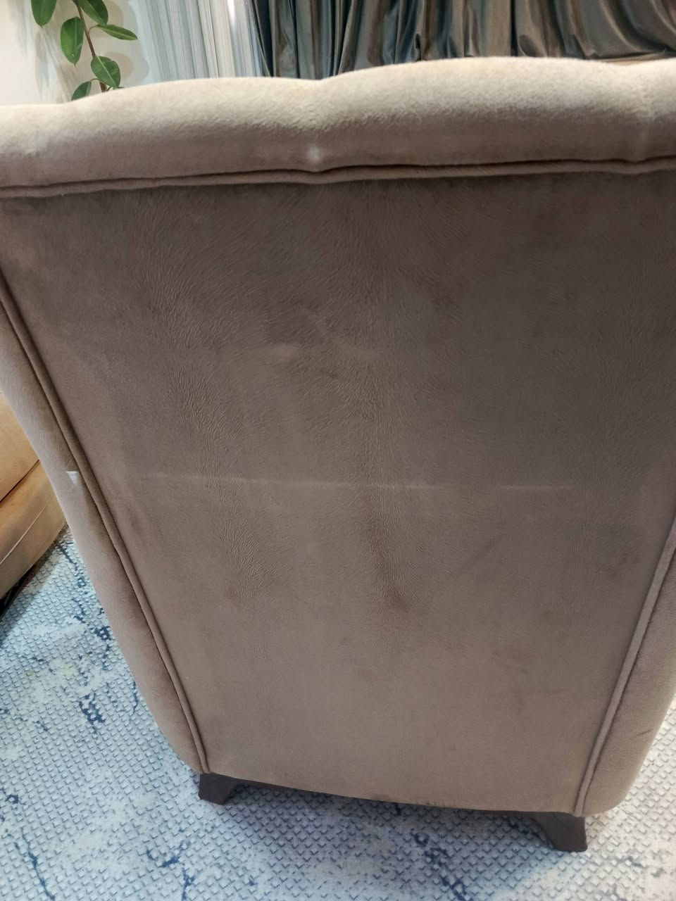 تخم تركي كلش نظيف يصير سرير ومخزن ٢٥٠الف / ***********
