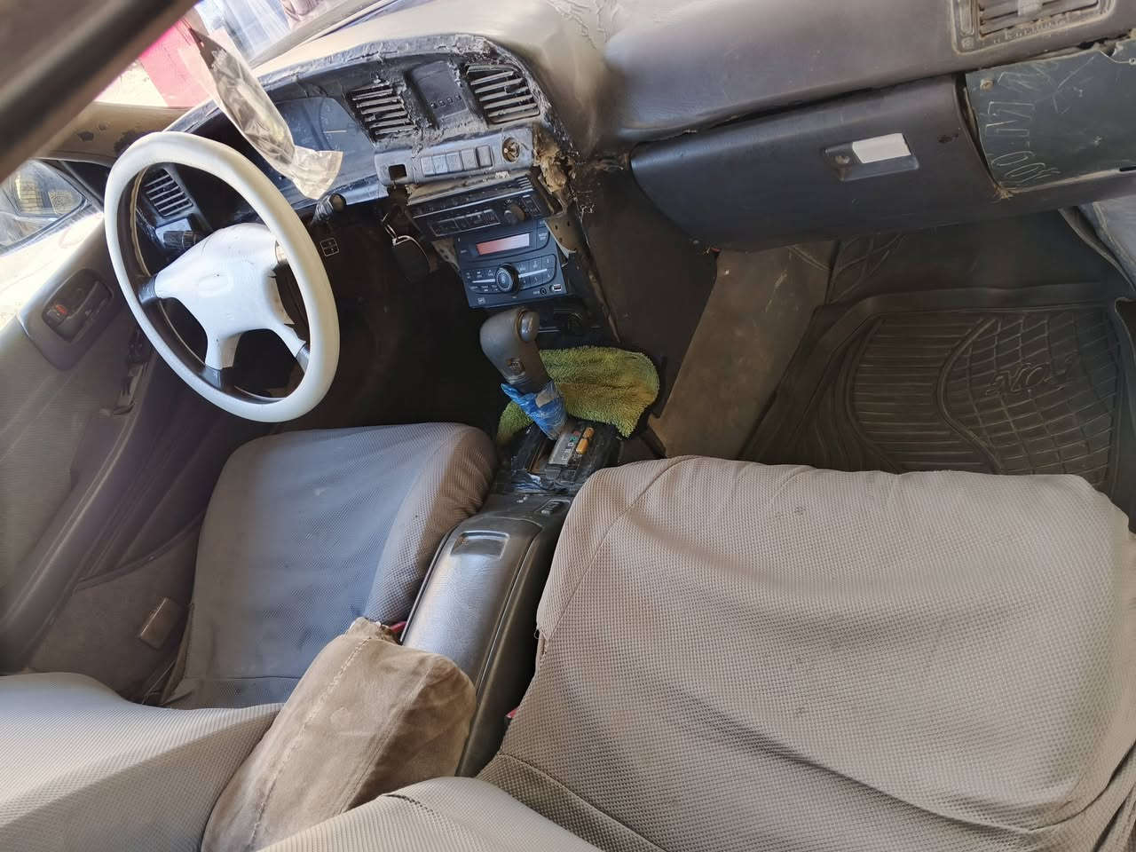 سلام عليكم
تيوتا كرستا مسطره للبيع موديل 1993 

السياره جاهزه من كلشي

گير ومكينه نضيفات ونجي 

تخم تأيرات جدد 

باتري جديد 

حدادية أمامية وخلفية خير من الله

السياره مگفوله من الگص والضربه القويه

سنتر لوك جديد بصمه

السياره جاهزه ما عده التبريد نقصه بس فان مابيه

سنويه جديده تنتهي ب2028

مكاني الناصريه مركز حي التضحيه نهاية شارع الملعب 

رقم راعيه ***********

السعر 32 وبيهه مجال للطيبين
