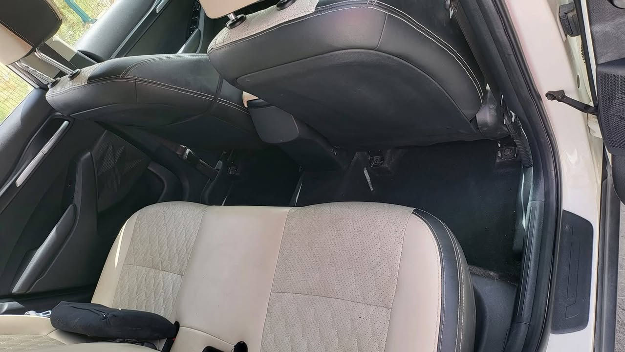 كيا سليتوس وارد كوريا  ع ايدي من معرض باركورد اخذتهاجانت ماشيه  70 الف حاليا ماشيه 117مكفوله  جني فقط ماشيات  بدون حادثث
 نظيفه   
رقم بغداد 
تجي فول مواصفات عدا فتحه رادار تحديد مسار اوتو هولد كشنات تدفه  ستيرن تدفه 
مواصفاتها عاليه 
محركها 1600 تيربو 
السعر 155 

***********
