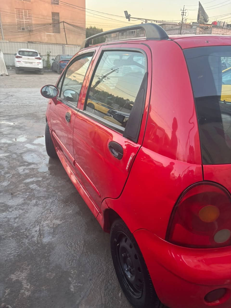 السلام عليكم بيع مستعجل كيو كيو  موديل 13 السيارة خير من الله نقصهة بس صدر امامي أو ادرايم شفت 
مكاني بغداد 
***********
