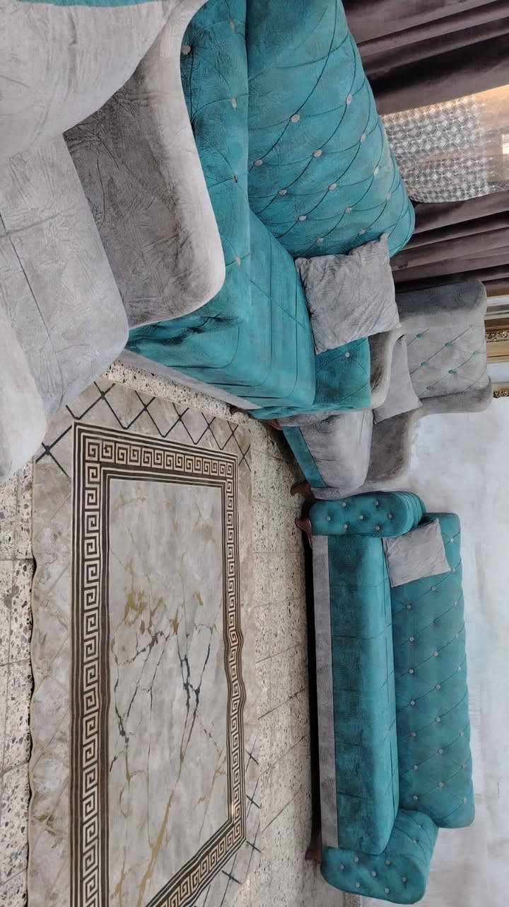 تخم 7 مقعد💺 اخو جديد اي ضرر مابي خشب قوي وثكيل تكمه سعر ,,215,, بي مجال مكان لبياع  *********** يوجد واتساب
