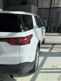 ترافلز 2023 حادث بنيد فقط بدون شواصي دواخل لونين  حرة بدون رقم  تترقم ...