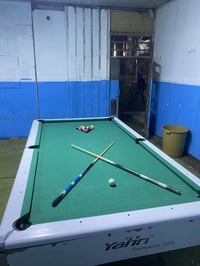 ميز بليارد للبيع السعر ٥٠٠ وبي مجال   نضيف وطب جدد كوبات جدد   بغداد ا...