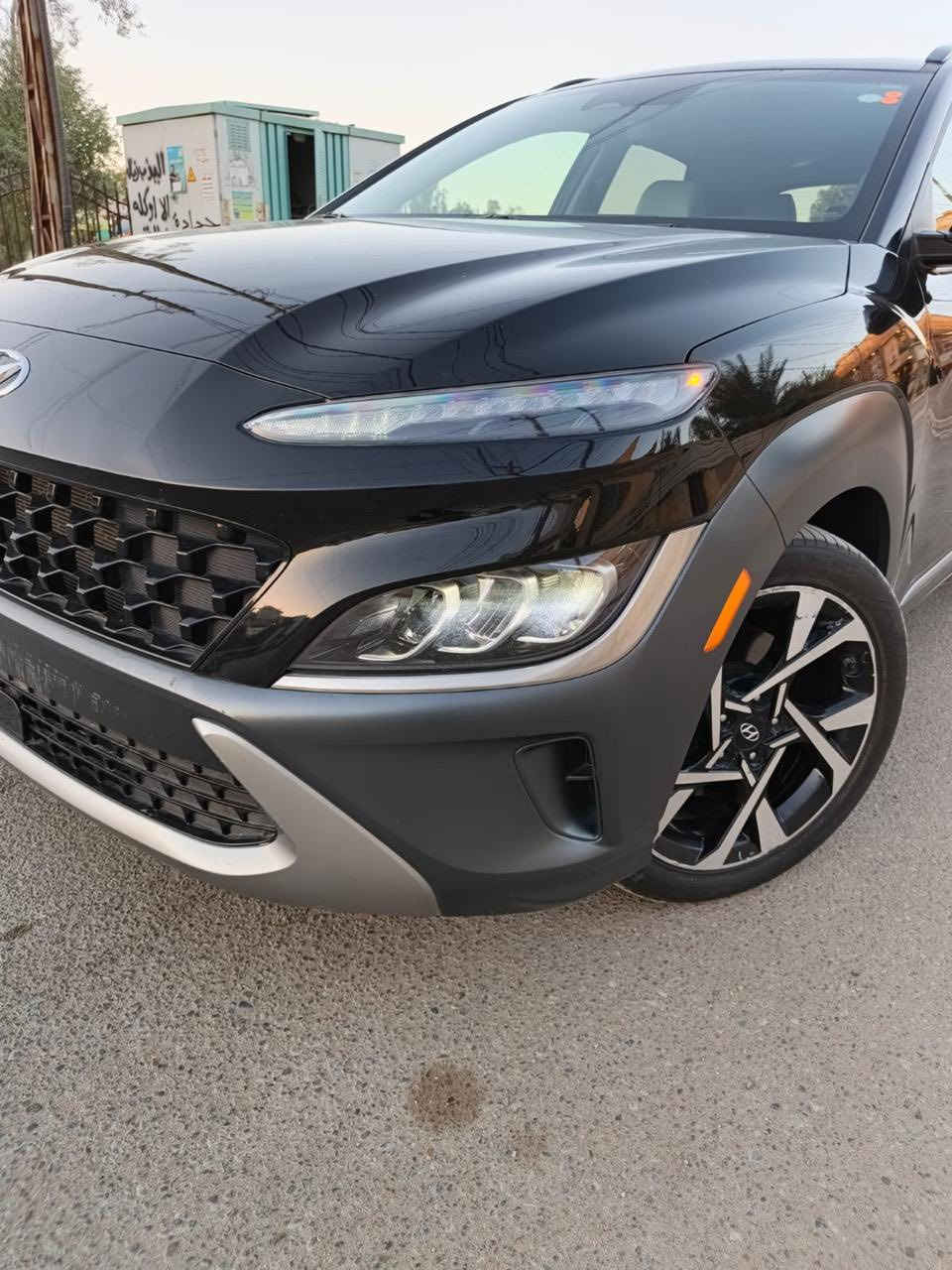 السلام عليكم اخوان —للبيع فقط —
هونداي-كونا-🚗
موديل -2023-
اللون -اسود -
حالة السيارة جيده جداً 
المنشأ-امريكي 🇺🇸
مرقمه وطابكه والسيارة ع ممشى امريكا -34-الف مايل-
الحادث جاملغ خلفي وقليل جداً من صندوك الخلفي -
صور الحادث مرفقه مع المنشور —
السيارة  اني المستورد ورقمه بغداد بأسمي-تحويل مباشر-
بالنسبه للمواصفات كثيرة ميحتاج اذكره—1/1-فول اعلا فئه
من سلايد 
داخل ابيض 
نقطه عمياء —-الى اخره 
مكينة السيارة 1600توربو -TOURBO
اخوان كلشي ذاكر ب منشور الي تعجبه السيارة يتصل اني بالخدمه —مكان السيارة بغداد -الجادرية-
بلنسبه لسعر السيارة -148-ورقه فقط سيارة مرقمه بغداد 
*********** رقم الهاتف -
