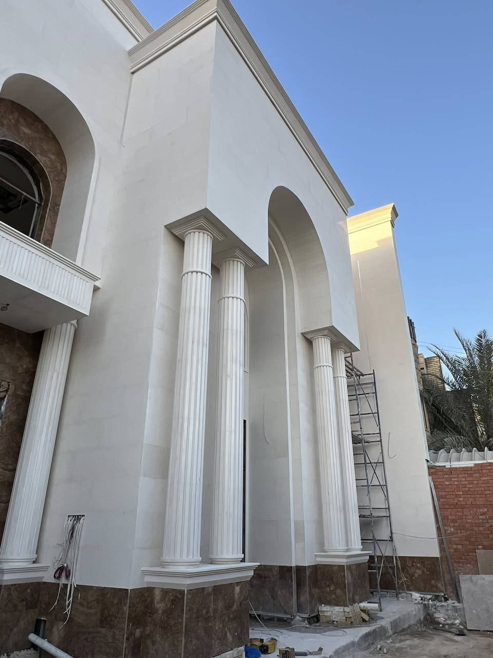 كربلاء مدينتي يسر كادر المصلاوي لعمل الحجر المرمر الطبيعي وبحدث الديكورات الهندسيه ‏ جوده العمل /تتريس خبط كونكريت ولحيم ميكانيك وشد سيم نحاس للستفسار النتصال 👇🏻
حمودي الربيعي ***********
مقداد الربيعي ***********
