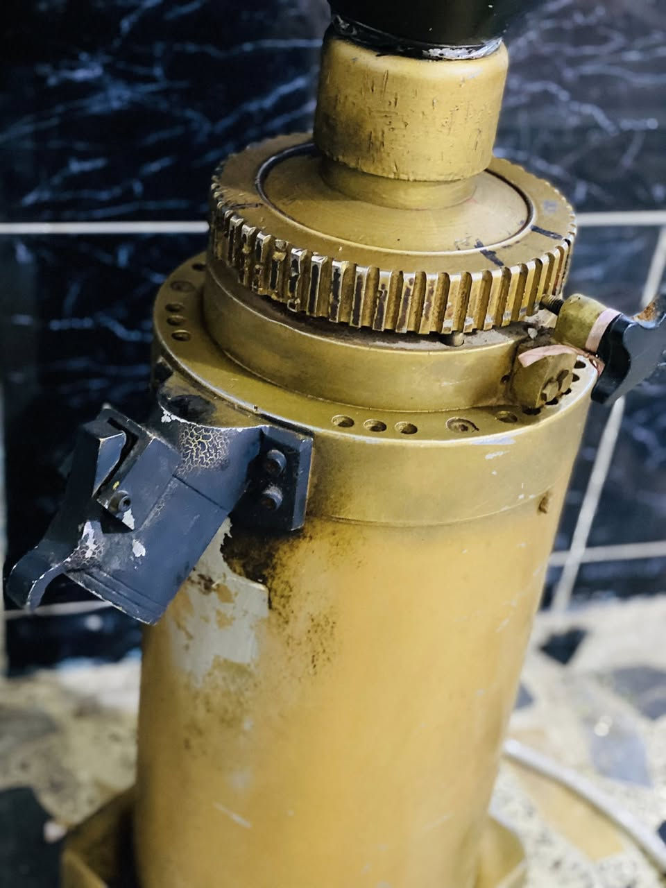 السلام عليكم مطحنة قهوة اردنية للبيع زكي نصر افضل صناعة بالاردن  شغاله مابيه اي شي نقص للستفسار اتصال ع رقم *********** واتس اب
