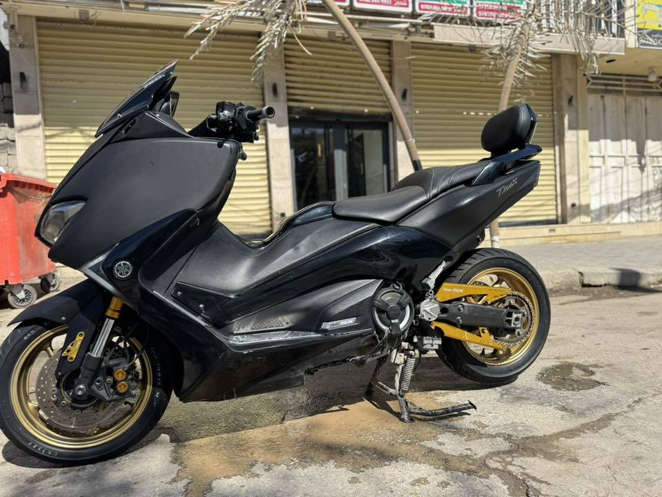 سلام عليكم تيماكس 2019بصمه دي اكس الدراجه تخبل جامه كهربائيه دراجه حلوه كاعده  نضافت كفراته 80/100الدراجه زنجيل 
مكفوله سعر 45و بيه مجال ***********مكاني كربلاء
