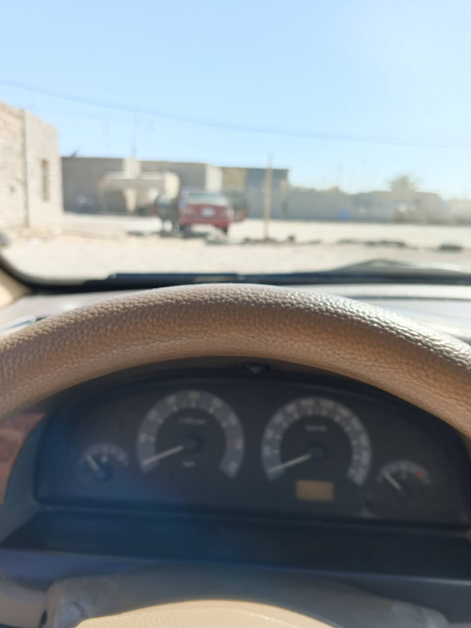 كفاليه عامه من كلشي محرك وكير وكشر كفاليه عامه من صبغ وبارد رقم بغداد بسمي
سنويه 2035 خط وبحث مصفر ما مطلويه ولا ربع  موديل 2012 ماشيه 157 الف السعر 54 وبيه مجال  رقم الهاتف ***********
