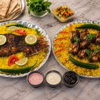 إذا اللمة جبيرة ... صواني تودي جاهزة 🔥 طعم يشبع الكل ويخلي السفرة غير ...