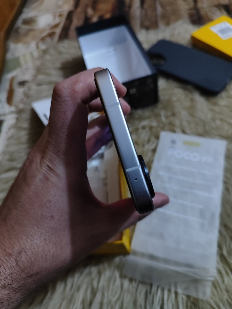 سلام عليكم اخوان جهاز بوكو F7 نضافه ١٠٠ب١٠٠ كامل الملحقات ذاكره 512معروفه مواصفاته اخواني للبيع او افضل مراوس بجهاز فلاكشب وانطي فرق سعره ثابت ٤٣٥ الف ثابت ميرهم اقل من هذا السعر علما بصعود الاسعار هسه صار جديد ب٦٠٠ الف مكاني بغداد مدينه الصدر توصيل ماعندي للاستفسار خاص او وات ساب ***********
