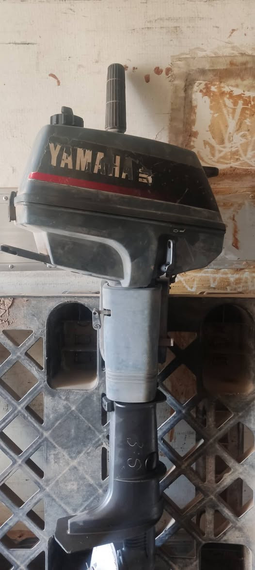 السلام عليكم مكينه 3 ونص اخت الجديده نضيفه حيل وارد يابان ب 350 الف  او مراوس ب مكينه 8. ***********
