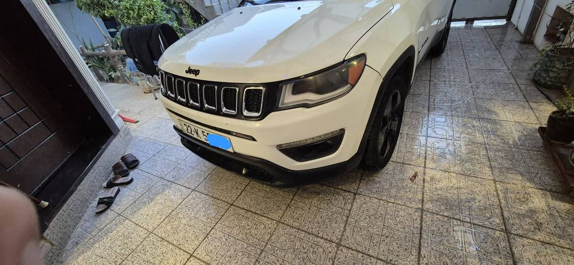 موديل 2018
مواصفات  
فور ويل 4X4 
شاشة كبير
 صبغ بس چملغ سکن
بدون دواخل 
ارباك سلیم
سعر١٤٠$
عنوان كركوك


**إذا كنت صاحب هذا الإعلان وتريد حذفه لأي سبب، رجاءا أرسل رسالة إلى الدعم الفني**